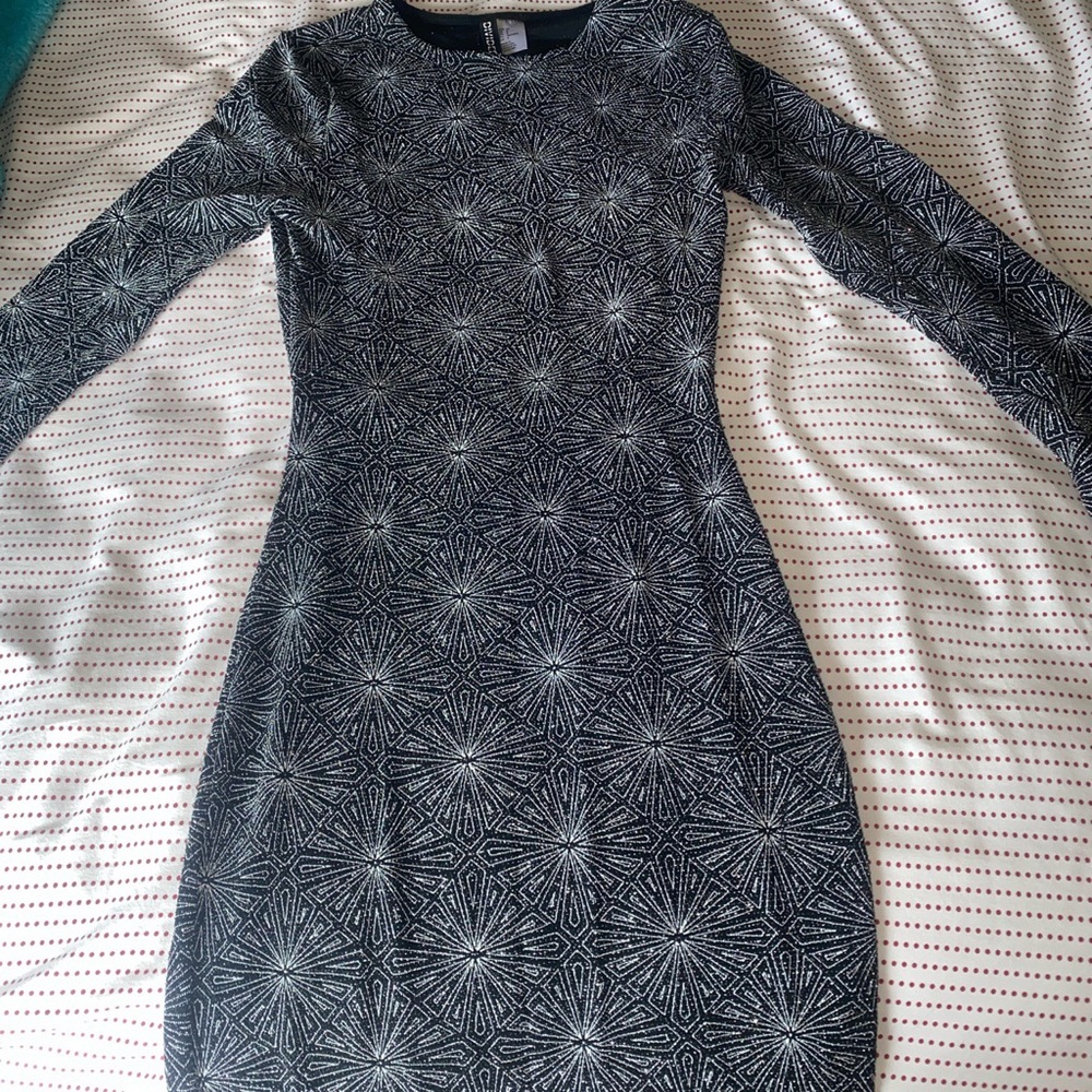 Metallic Sparkle Pattern Open Back Bodycon Dress - image 2